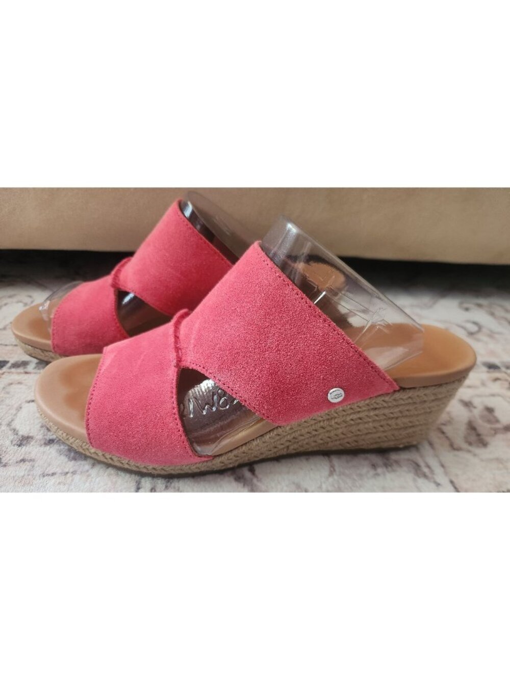 UGG Women's Sz. 10 Eirene Espadrilles Wedge Slide Pink Suede
